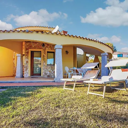 2 Bedroom Lovely In Costa Rei Muravera-ca- Дом отдыха *
